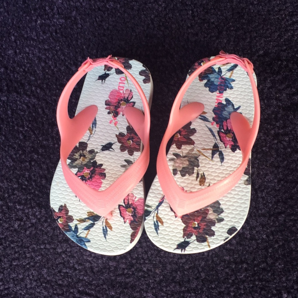 Old navy flip flop